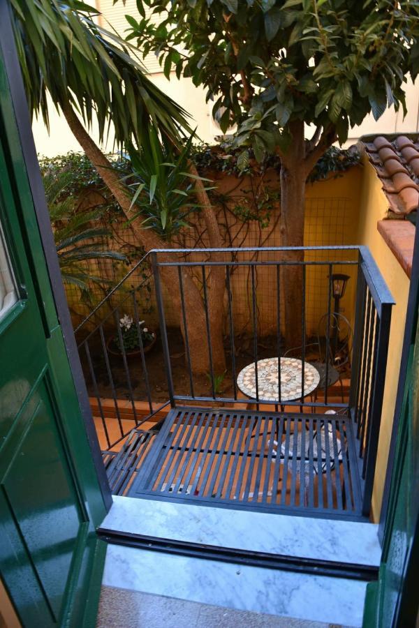 Ripa Garden Room And Suite ซาแลร์โน ภายนอก รูปภาพ